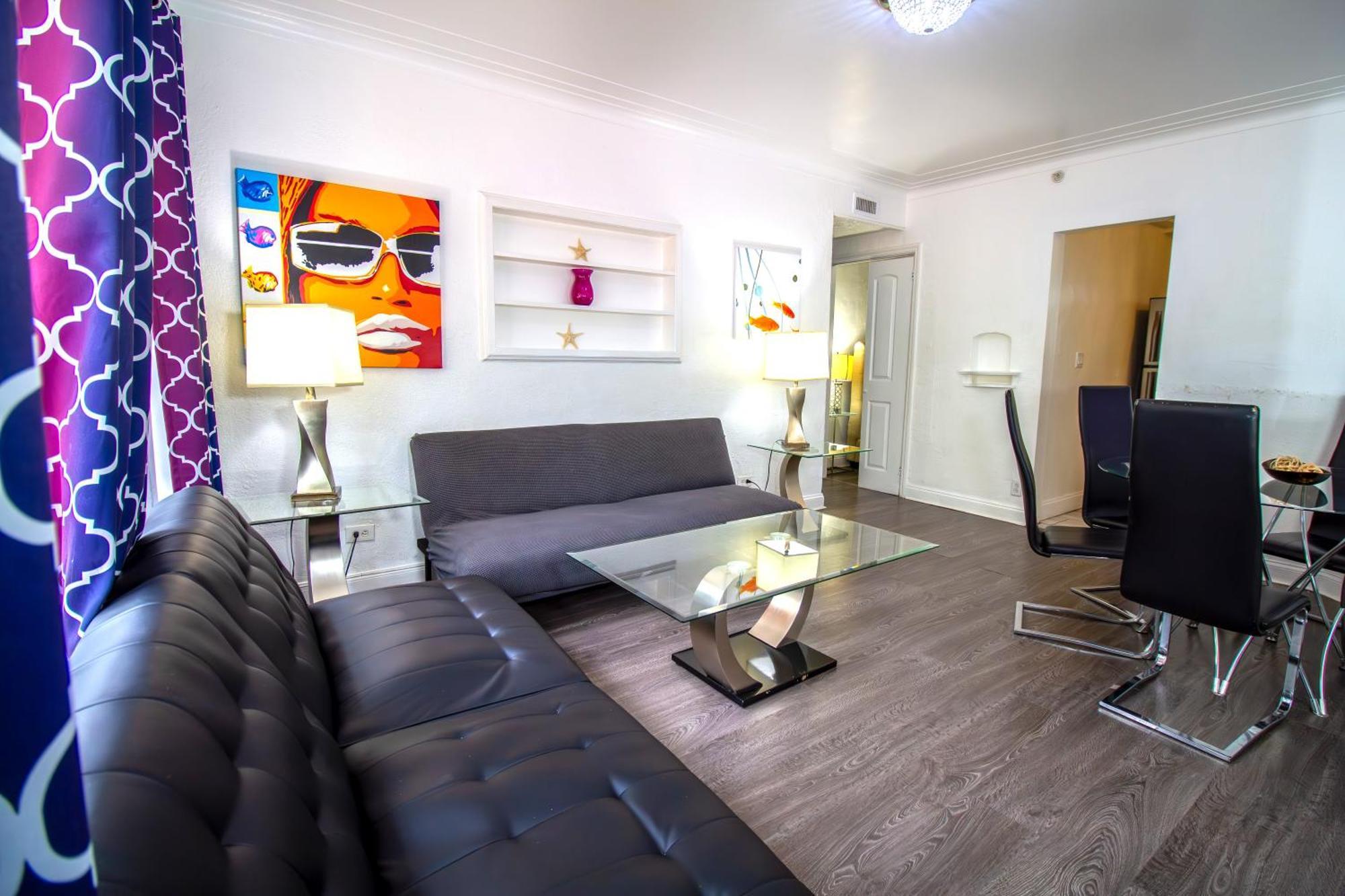 Courtyard Apartments Part Of The Oasis Casita Collection 마이애미 비치 외부 사진