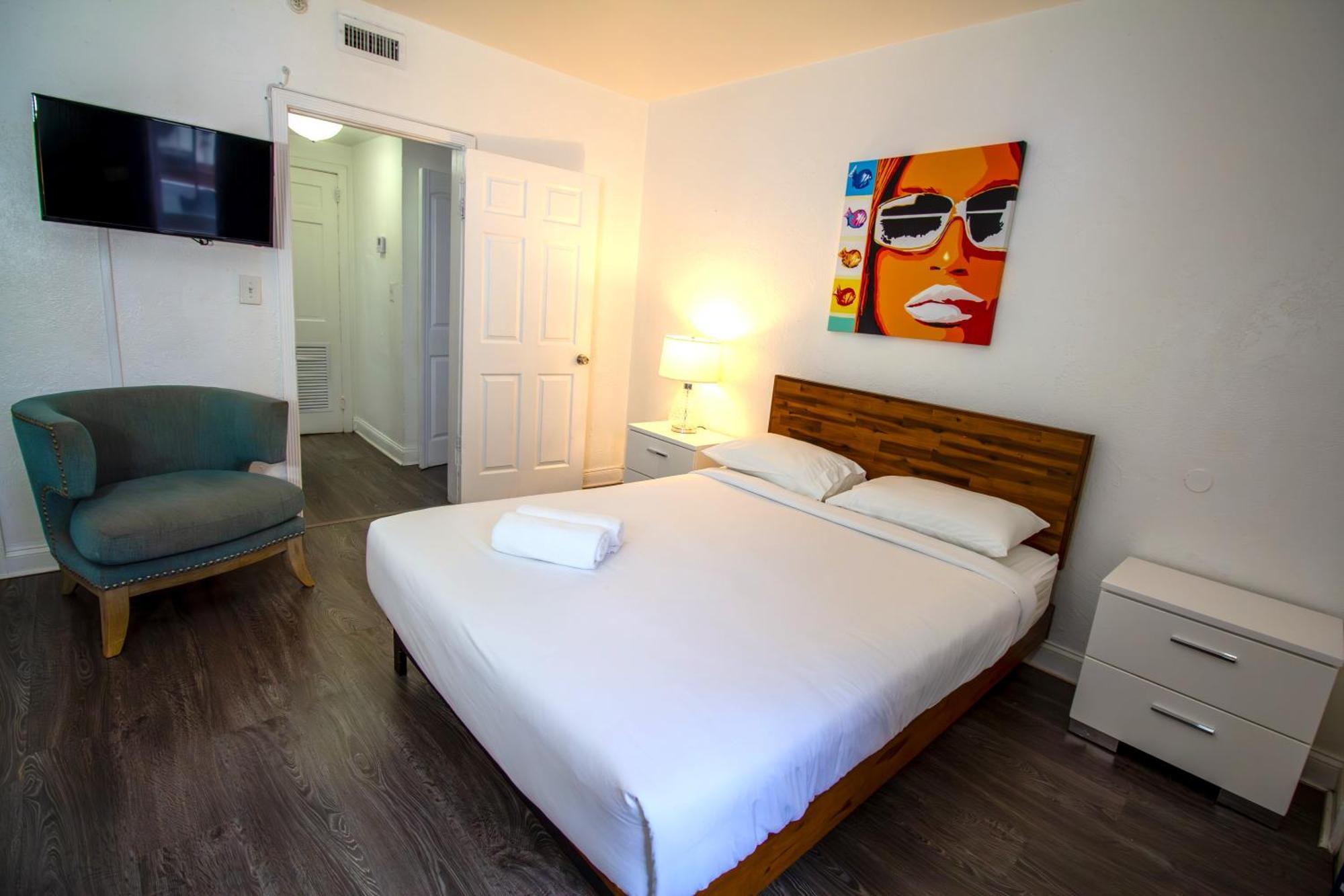 Courtyard Apartments Part Of The Oasis Casita Collection 마이애미 비치 외부 사진
