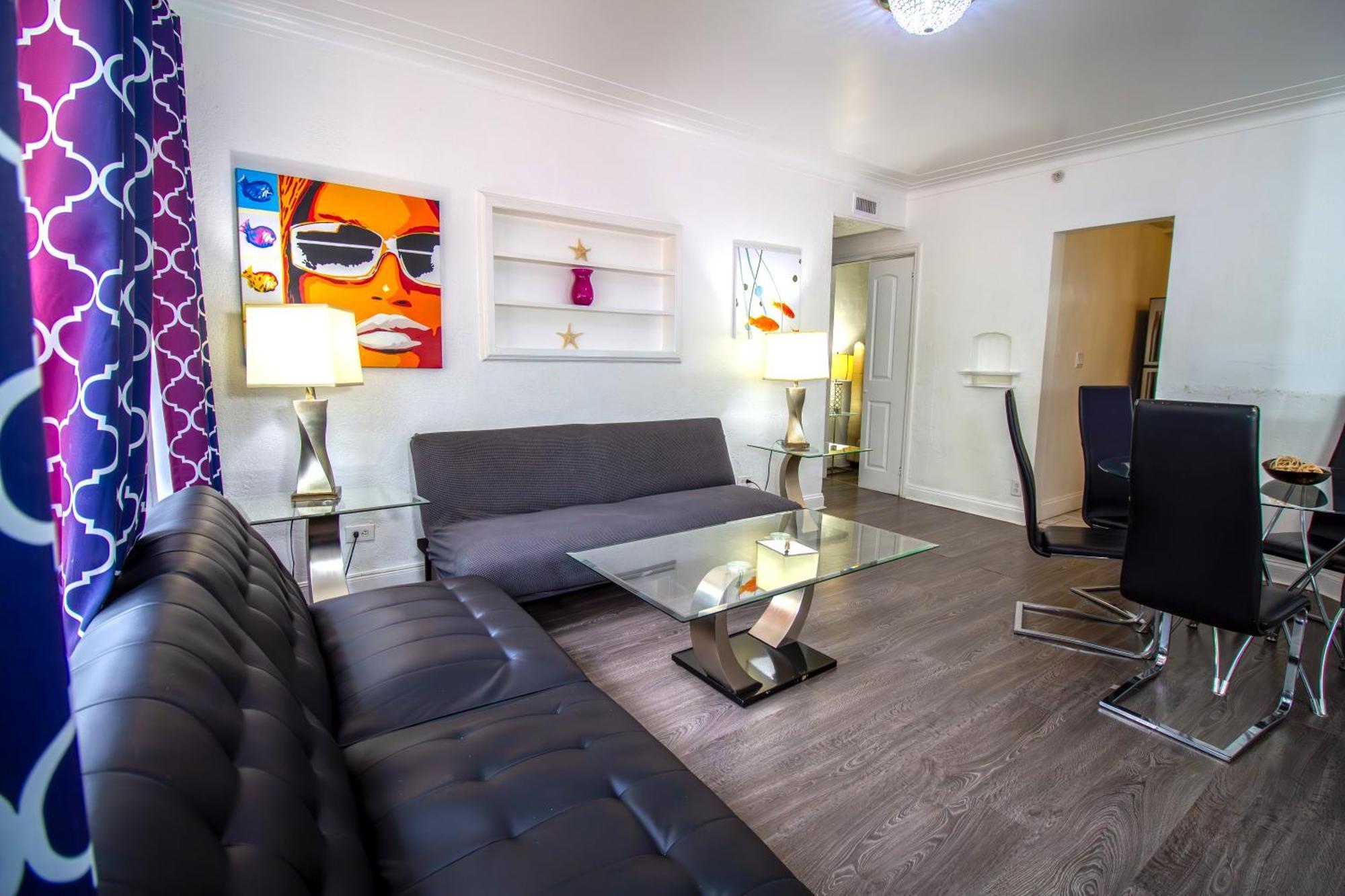 Courtyard Apartments Part Of The Oasis Casita Collection 마이애미 비치 외부 사진