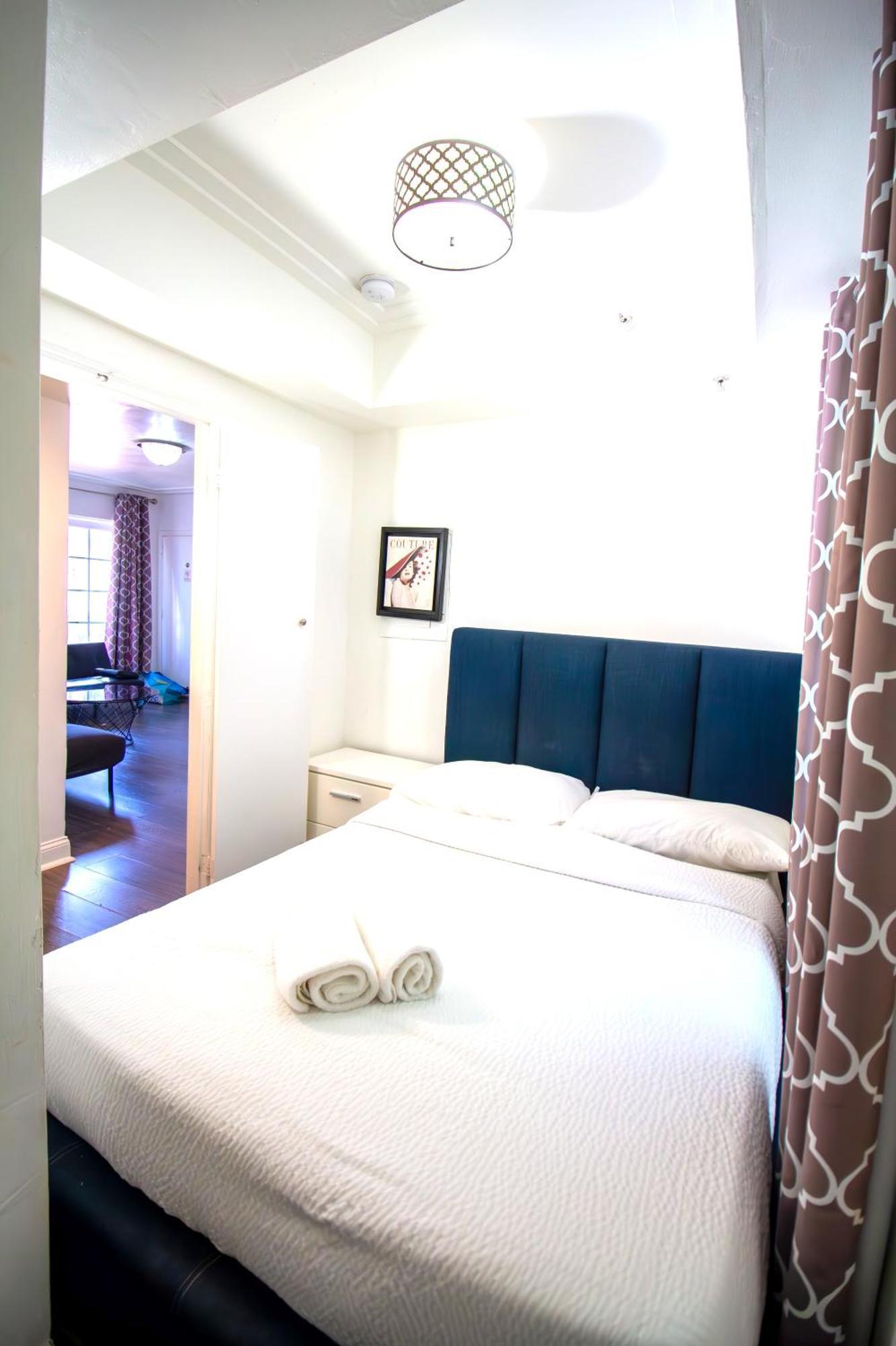 Courtyard Apartments Part Of The Oasis Casita Collection 마이애미 비치 외부 사진