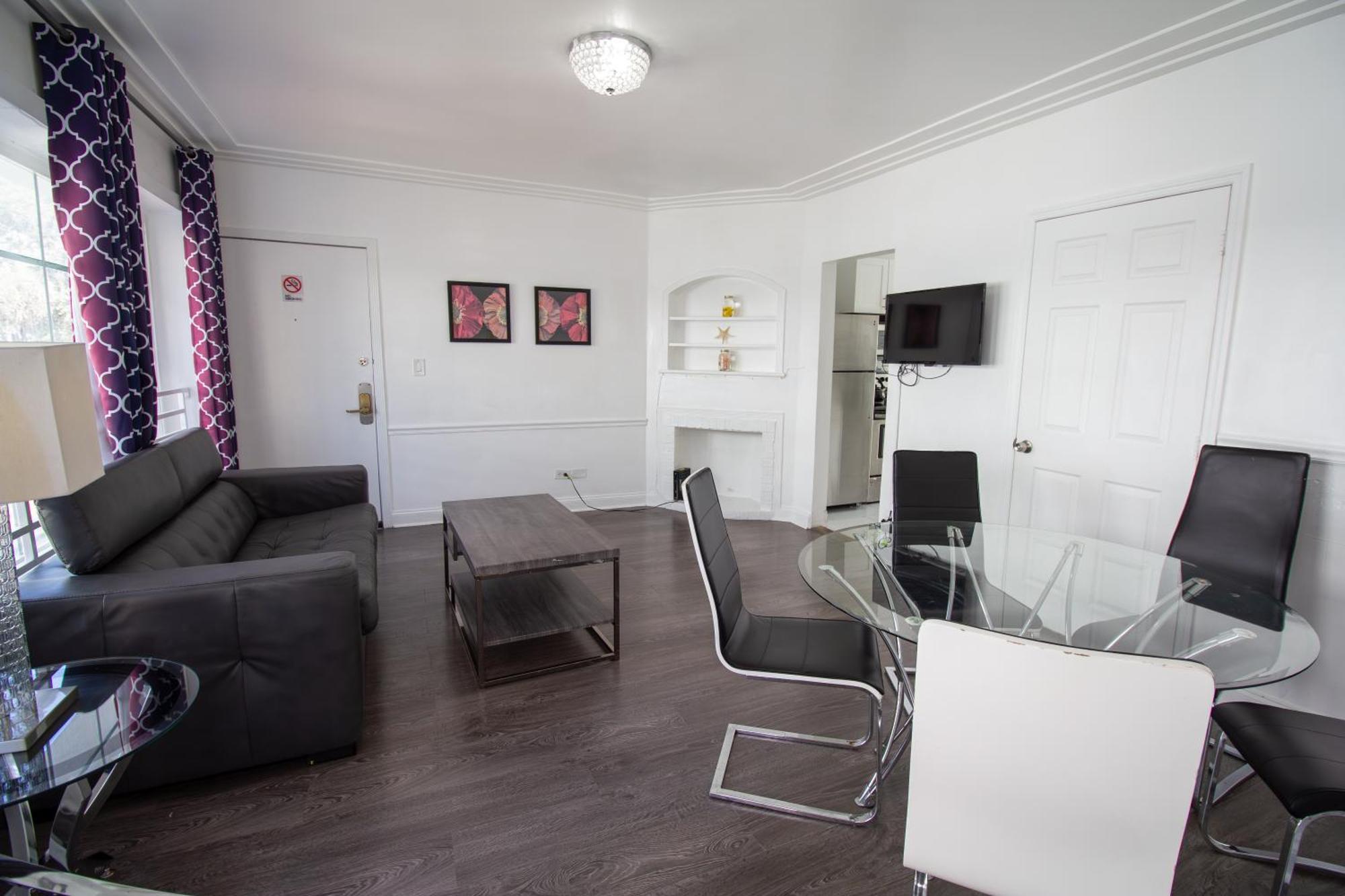 Courtyard Apartments Part Of The Oasis Casita Collection 마이애미 비치 외부 사진