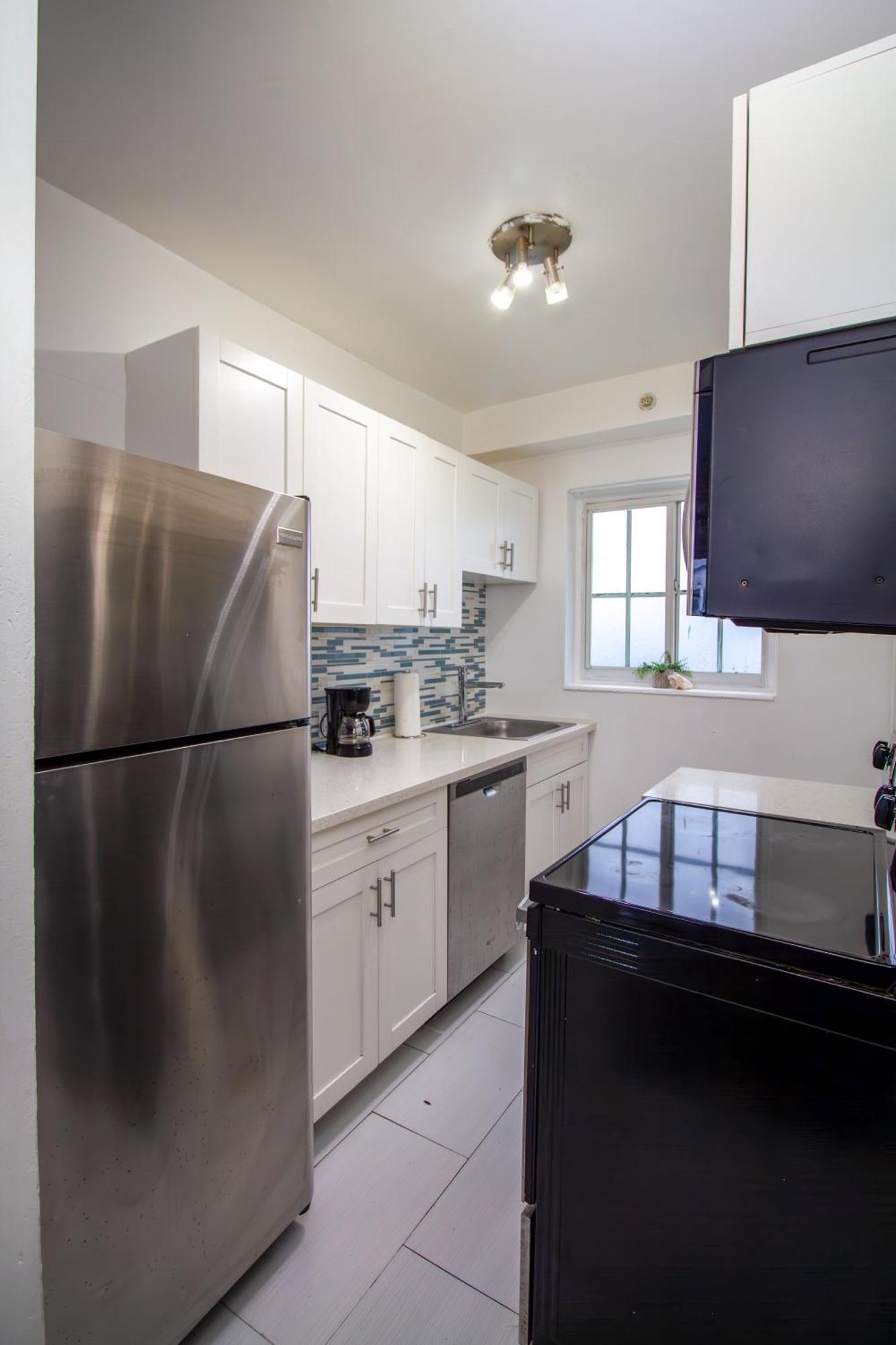 Courtyard Apartments Part Of The Oasis Casita Collection 마이애미 비치 외부 사진